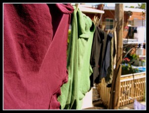 4,5 astuces sur les bienfaits du vinaigre blanc sur votre linge