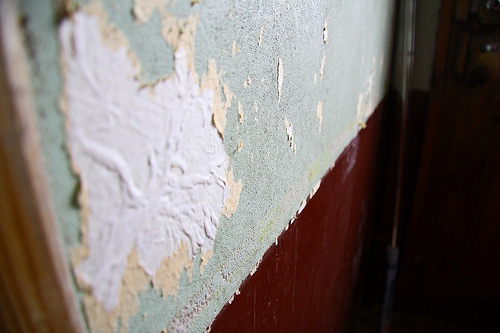 papier peint décollé