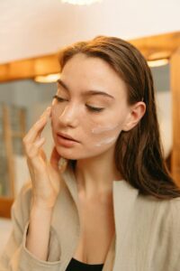 Recette d'une crème de nuit pour prendre soin de votre peau